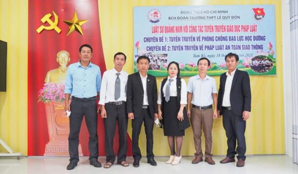 Các Luật sư thành viên - đại diện của các tổ chức hành nghề Luật sư và Lãnh đạo Nhà trường